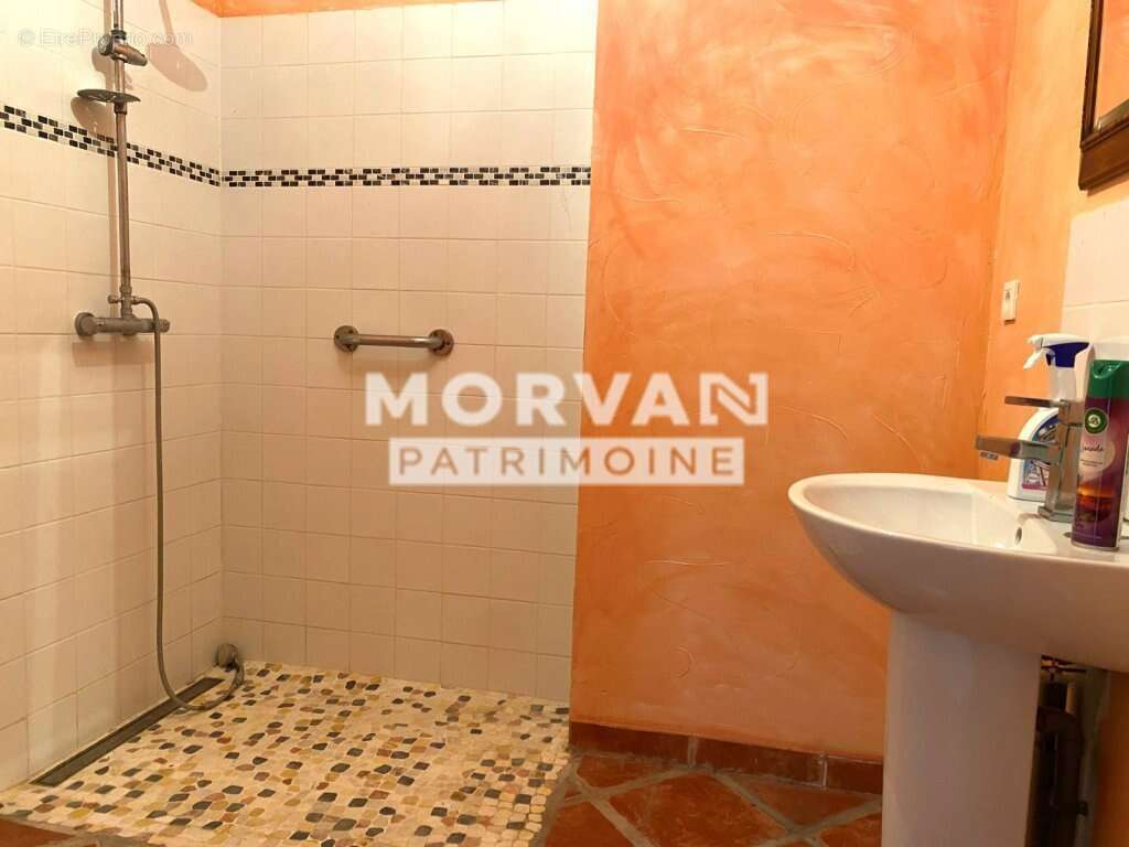 Maison à BILLY-CHEVANNES