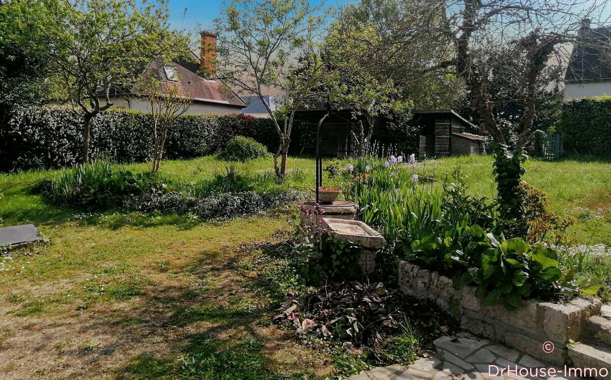 Maison à SAINT-CYR-EN-VAL