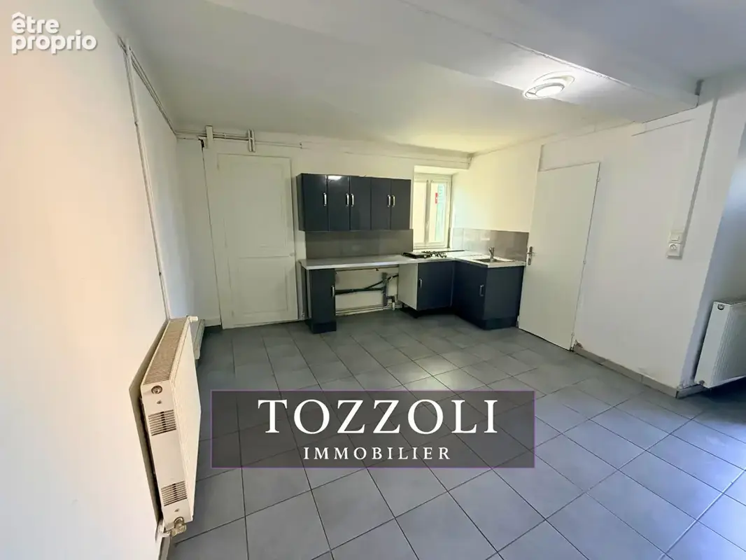 Maison Saint Quentin Fallavier 3 pièce(s) 69.16m² utile (55.7m² loi carrez) - photo 3