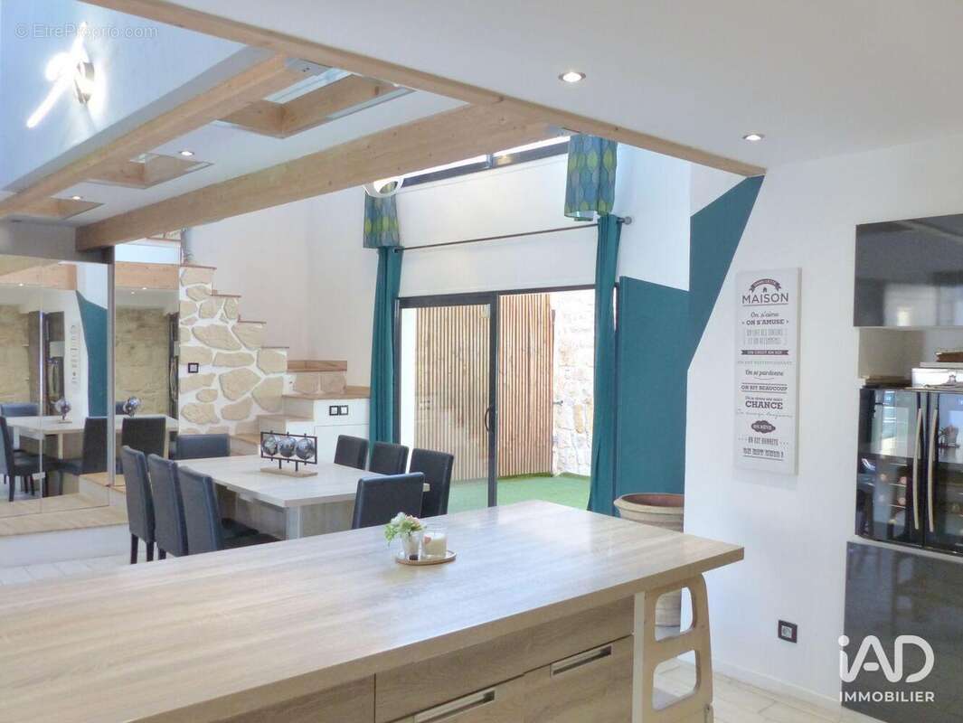 Photo 4 - Maison à VALERGUES