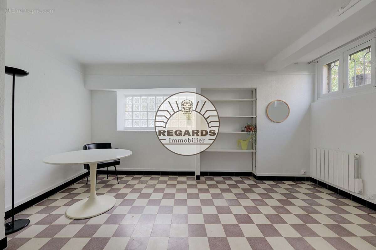Commerce 32 m² à Sceaux  - photo 4