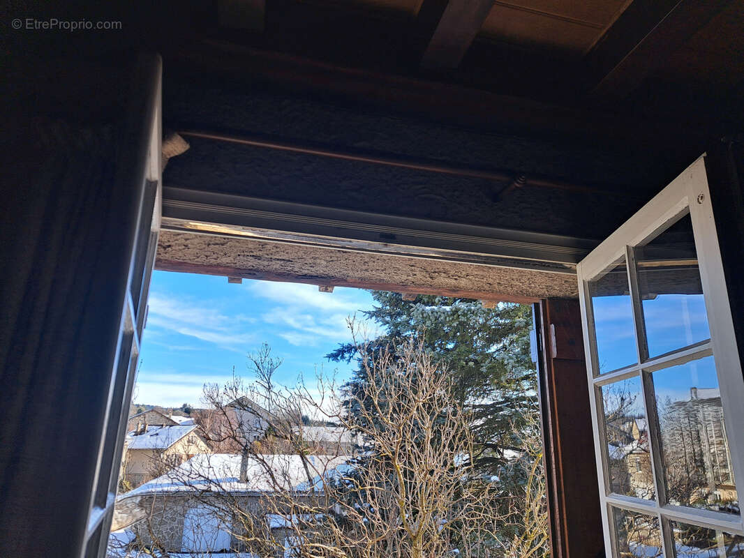 Maison à LE CHAMBON-SUR-LIGNON