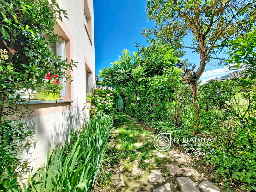 Appartement à GIERES