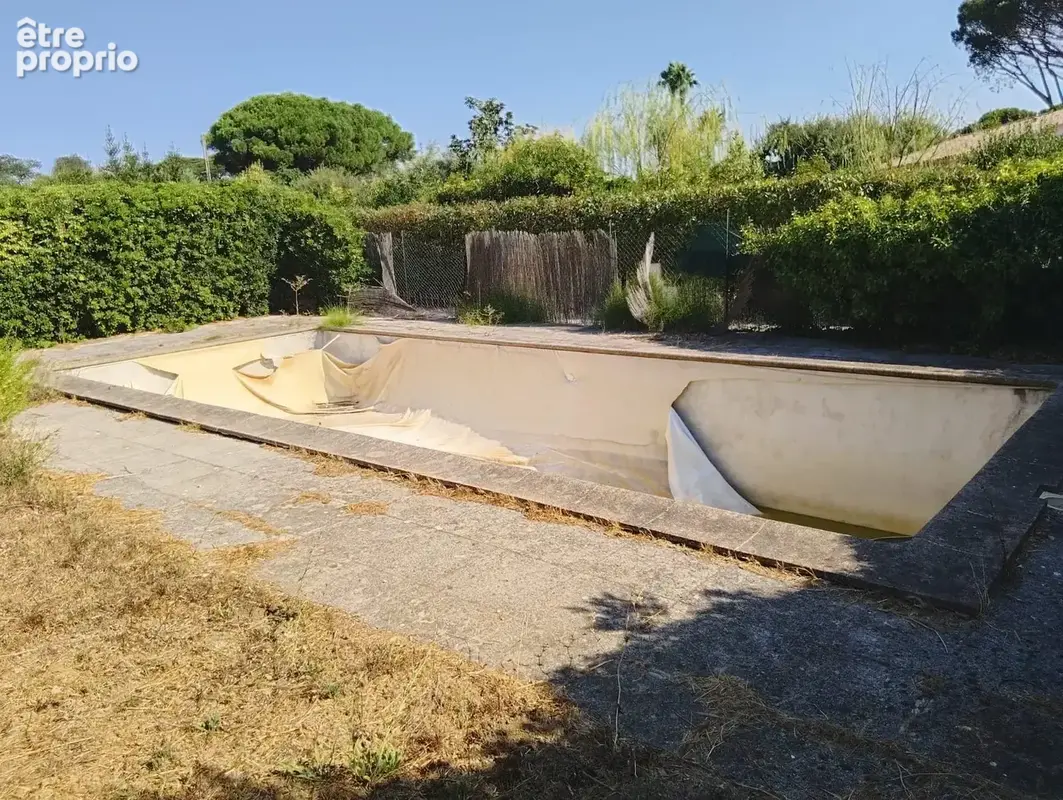 Villa de  322 m2 avec terrain de 1500 m2-  83580 Gassin - photo 4