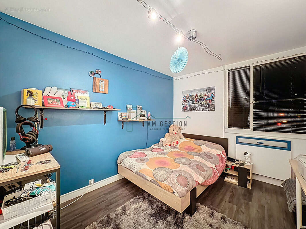 Appartement 3 chambres - garage - Quartier calme - Proche centre-ville - photo 12