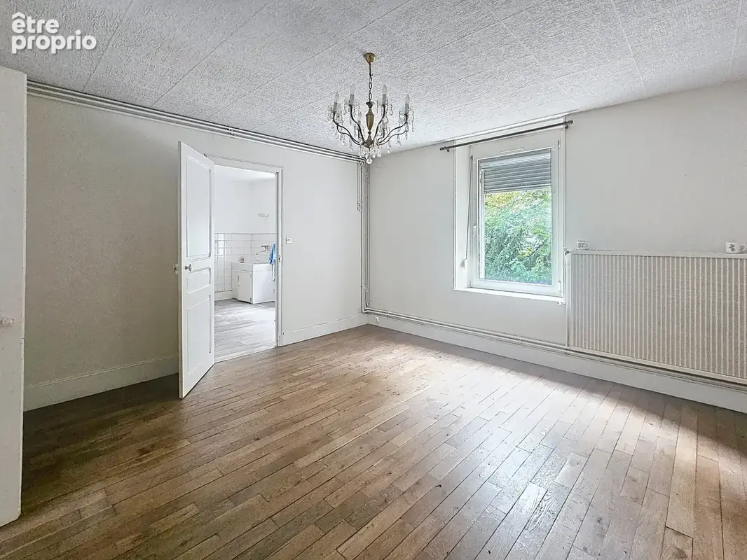 Immeuble de rapport - 6 appartements + 1 local professionnel - photo 11