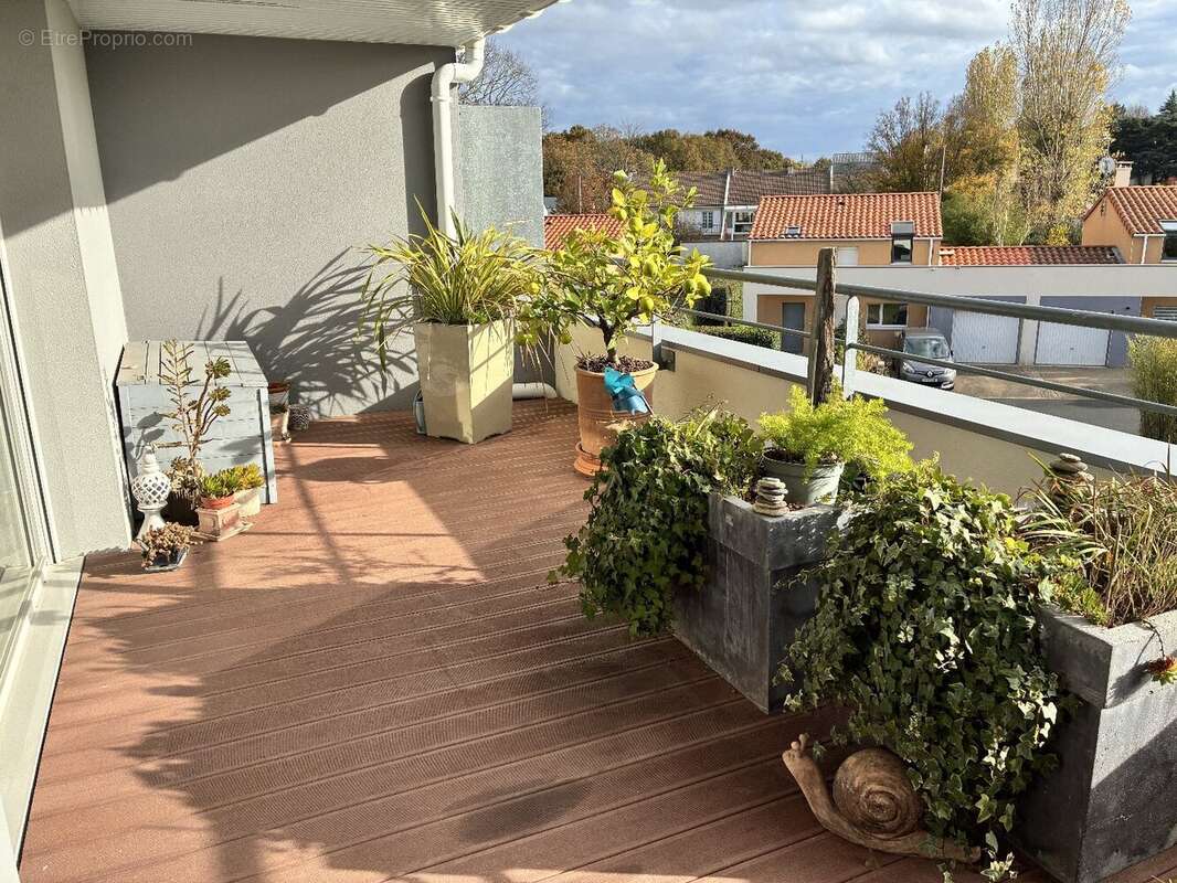 Appartement à BOUGUENAIS