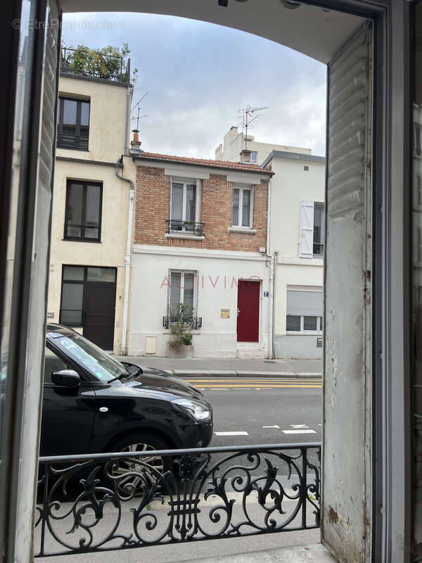 Appartement à PARIS-14E