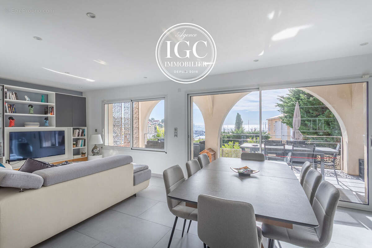 Maison à CARRY-LE-ROUET