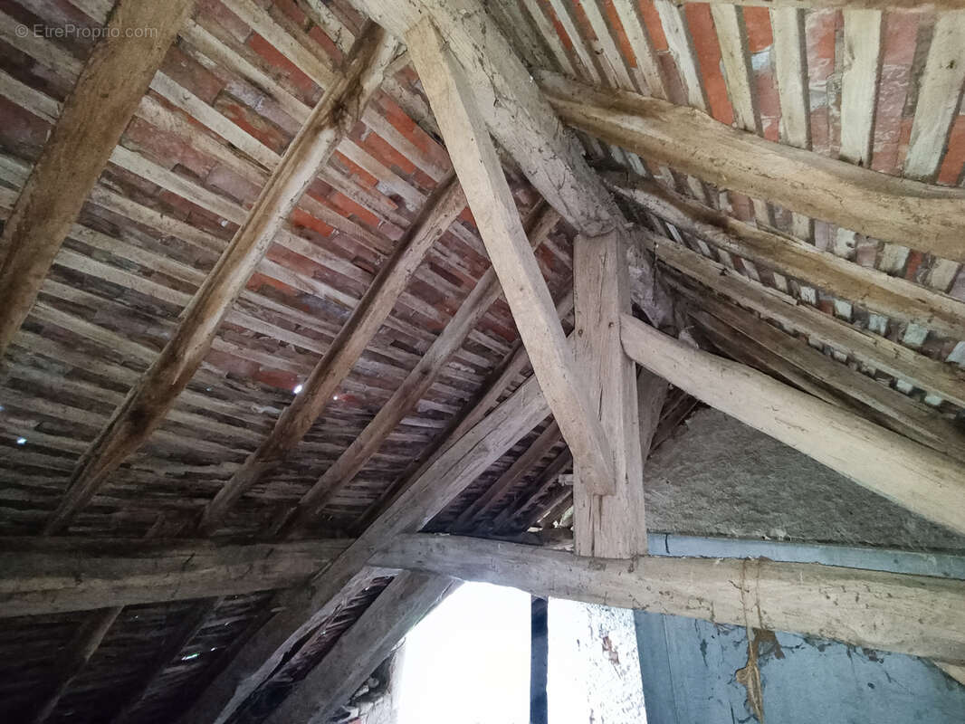 Maison à JUSSY-LE-CHAUDRIER