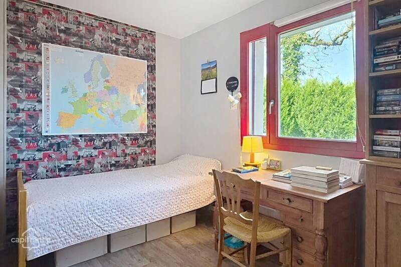 Maison à vendre 7 pièces CHAVANNES SUR SURAN (01) - photo 12