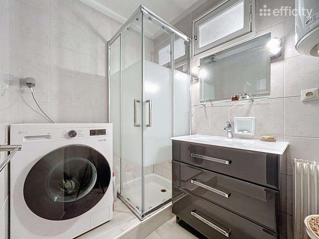 Appartement à SAINT-EGREVE