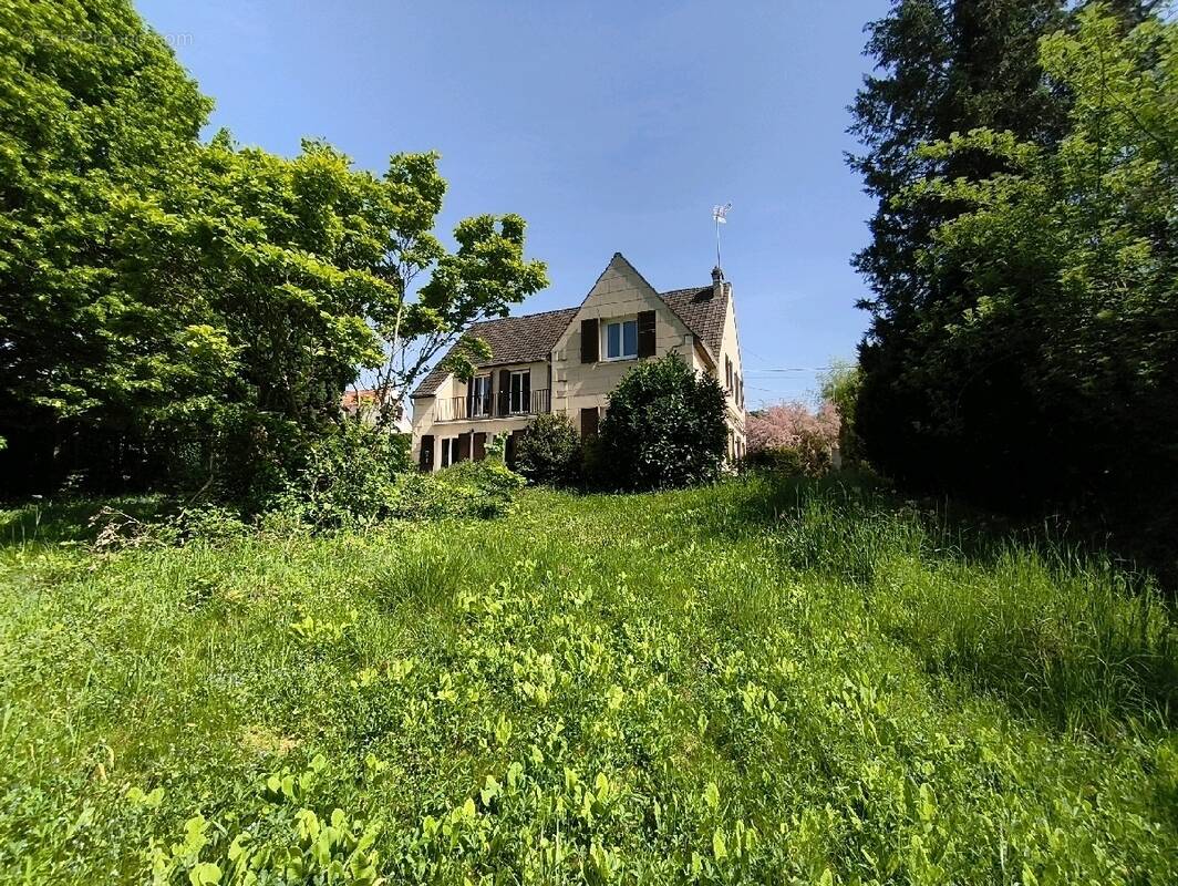 Maison à L&#039;ISLE-ADAM