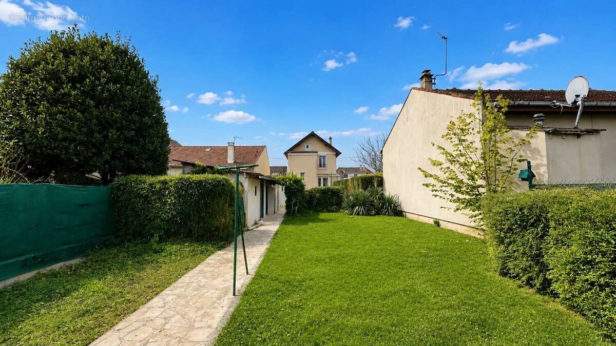 Maison à MONTFERMEIL