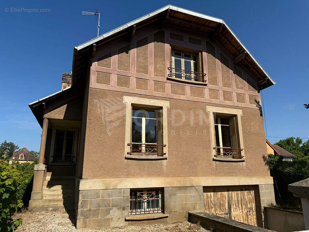 Maison à SAINT-FARGEAU