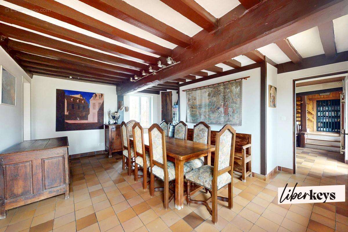 Propriété familiale avec piscine chauffée et maison d’amis – 500 m² aux portes de la Normandie, à 1h20 de Paris - photo 7