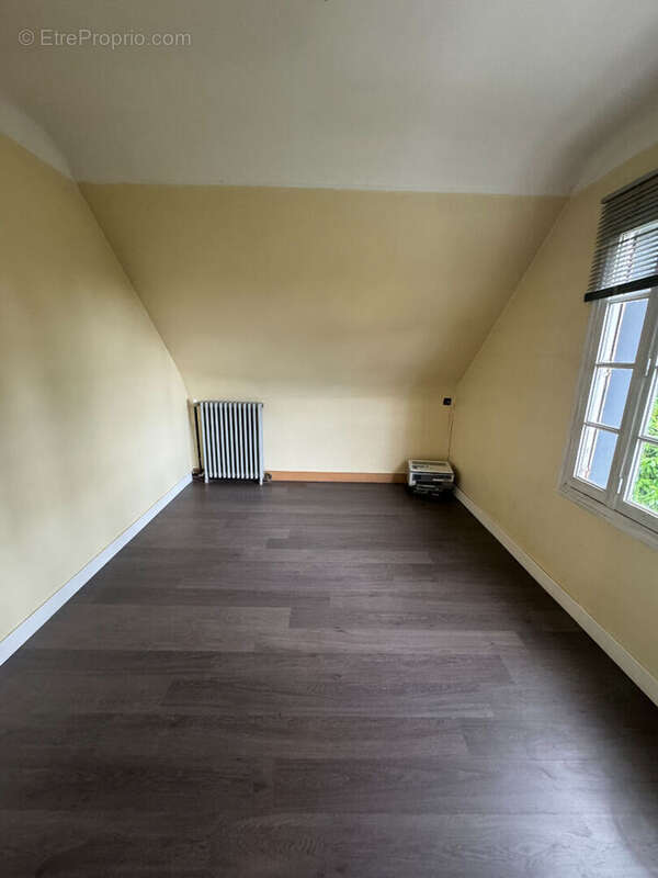 Maison à SAINT-MAURICE-LES-CHARENCEY