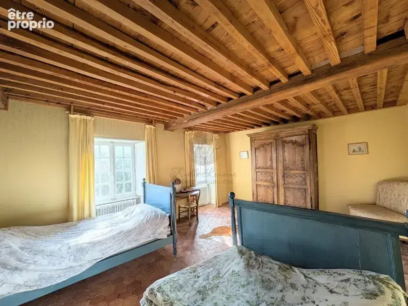 Busséol   Château du XVIIIᵉ siècle au cœur d’un domaine de plus d’un hectare - photo 12