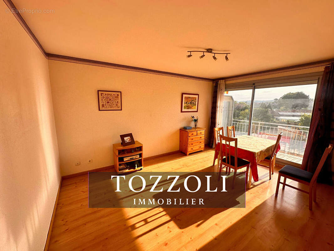 Appartement à LA VERPILLIERE