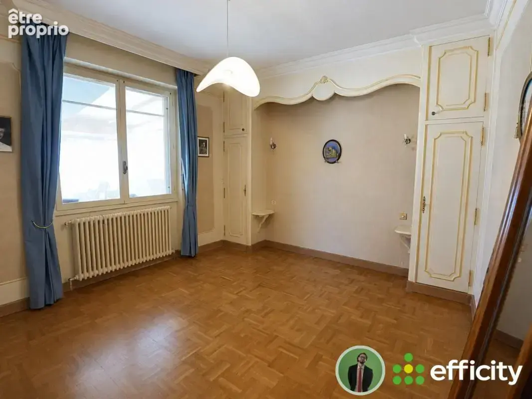 Maison 4 pièces 250 m² à vendre à Decines-Charpieu (69150) - photo 15