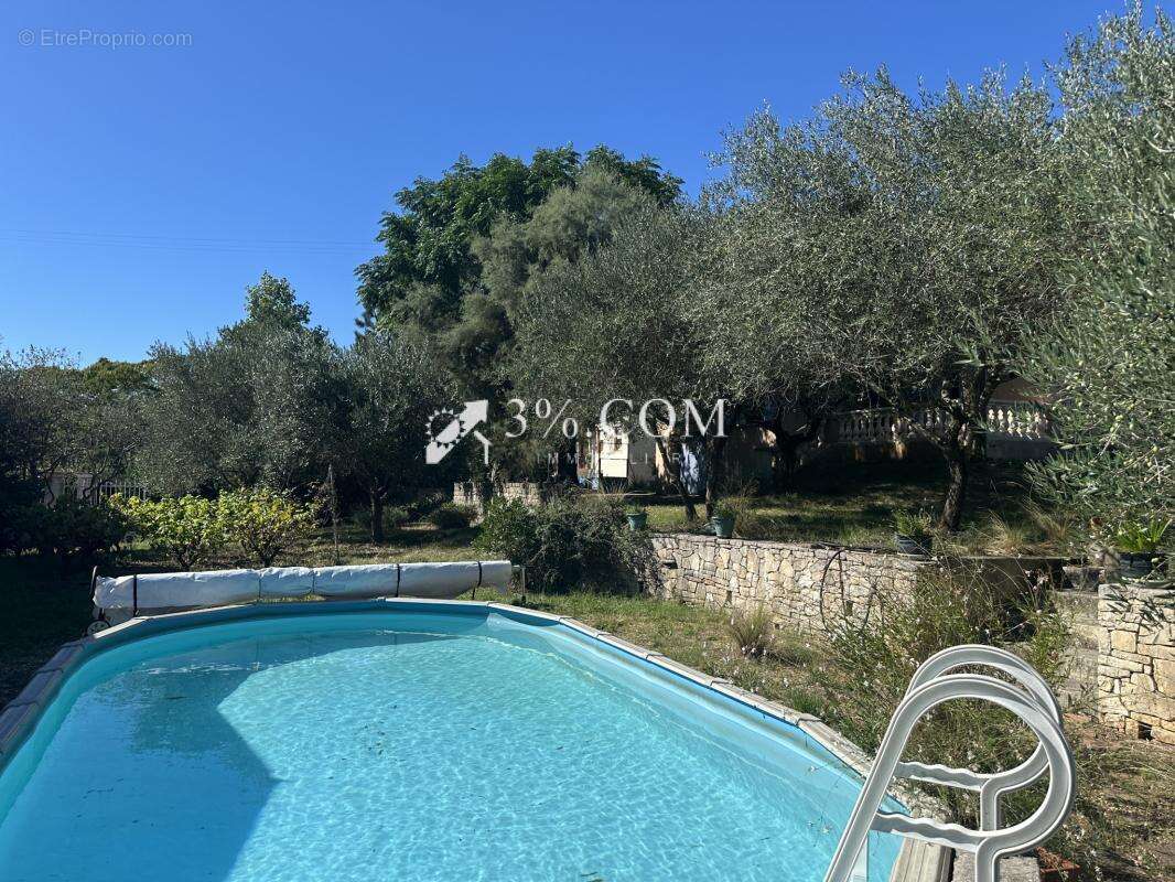 Maison à SAINT-JEAN-DU-PIN