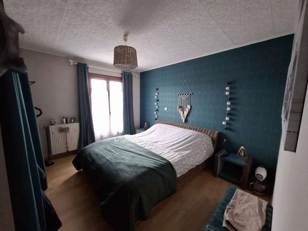 Maison à FEUQUIERES