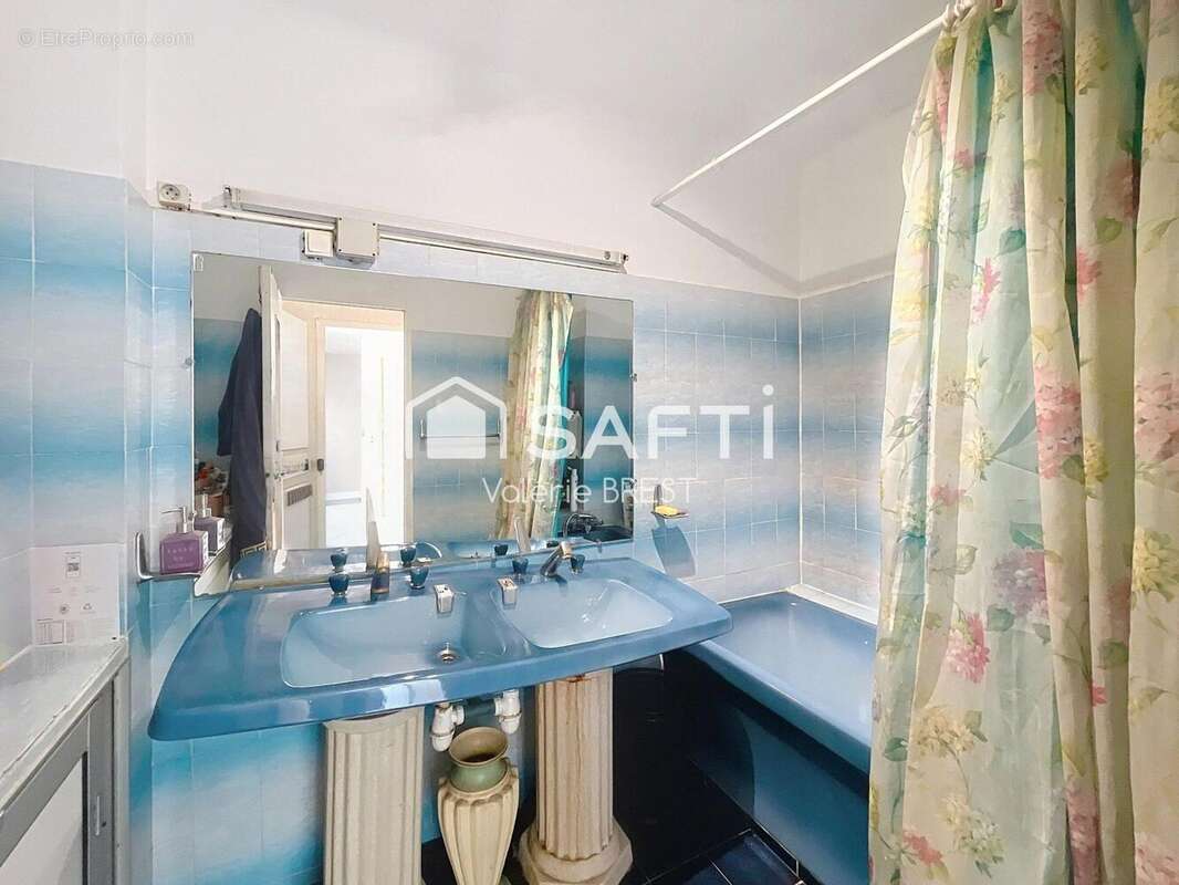 Photo 5 - Appartement à MARSEILLE-8E