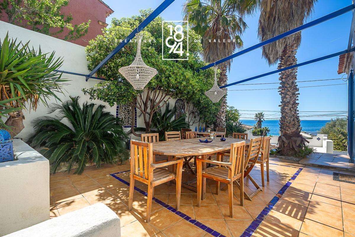 Maison à CARRY-LE-ROUET