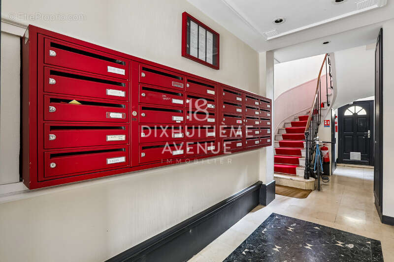 Appartement à PARIS-18E