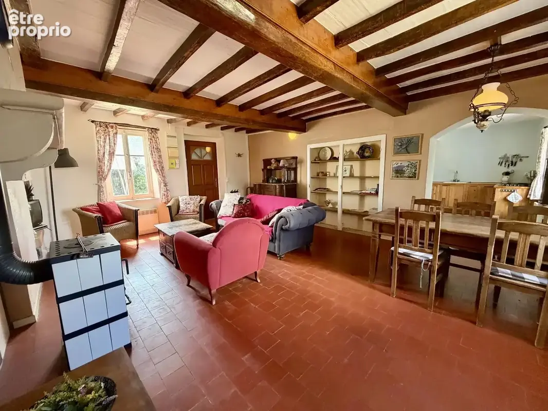 Grand ensemble, entièrement isolé avec 1,4 hectare à vendre près de Remilly - photo 37