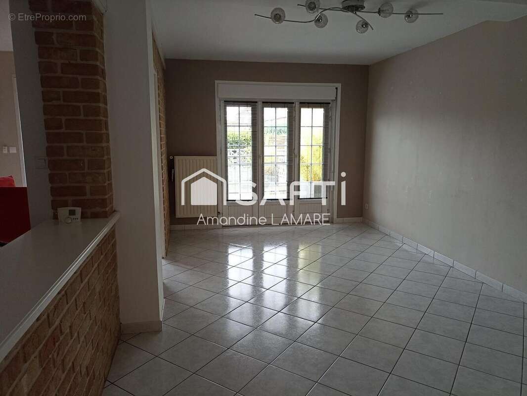 Photo 2 - Maison à HARNES