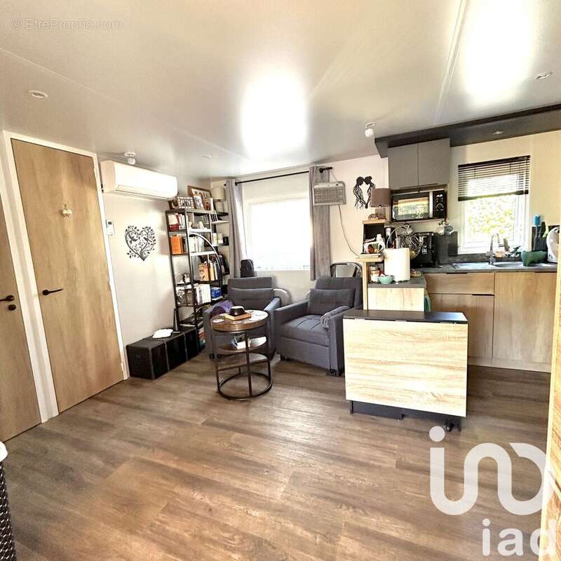 Photo 6 - Terrain à FREJUS