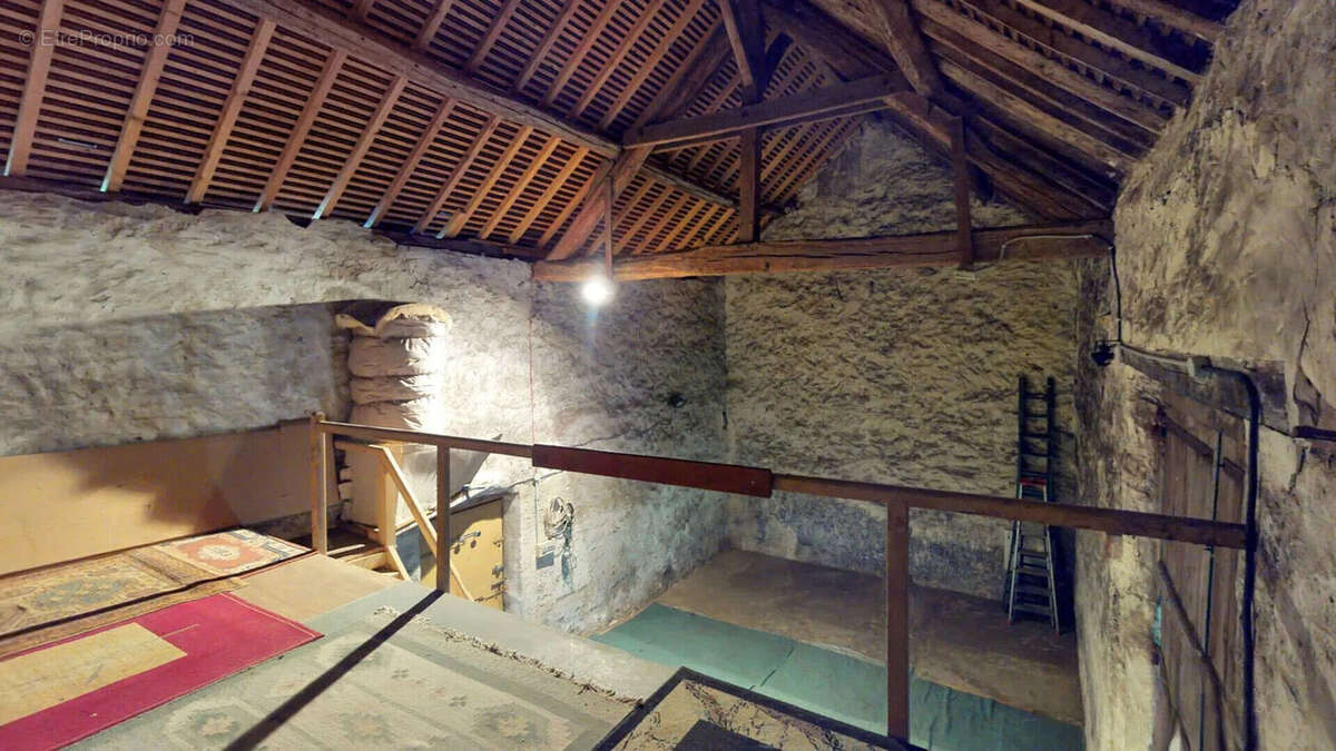 Maison à ROSNY-SUR-SEINE