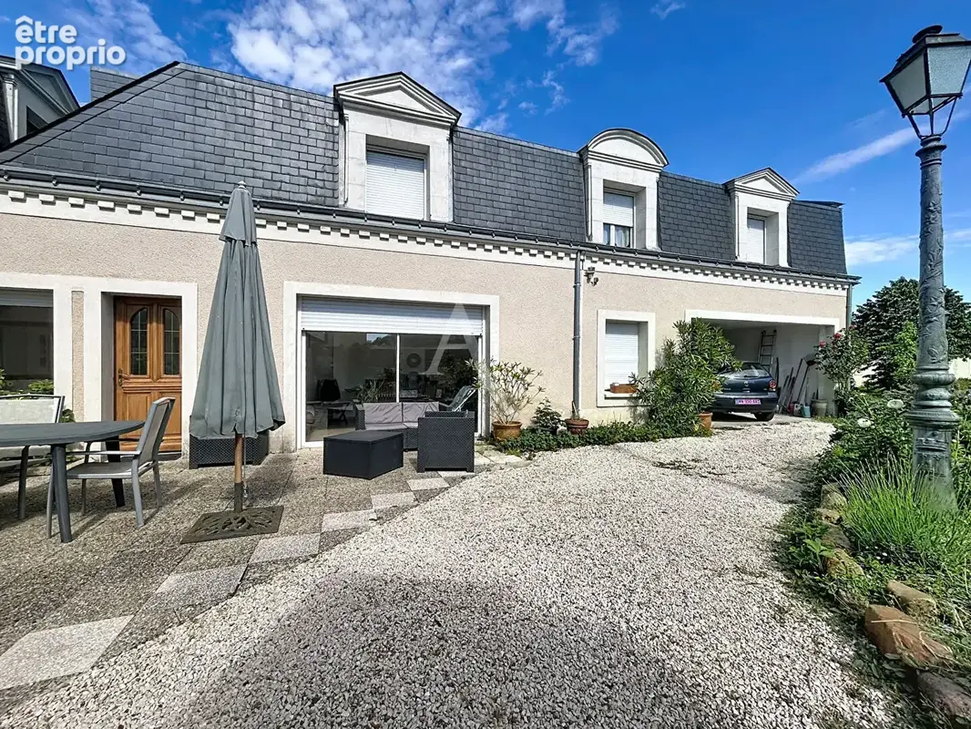 Maison Seiches Sur Le Loir 10 pièces 229 m2 - photo 3