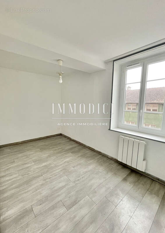 Appartement à THOISSEY