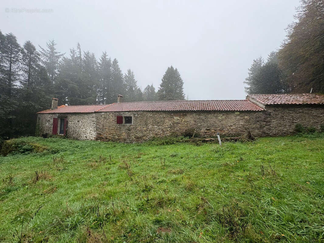 Maison à CASSAGNOLES