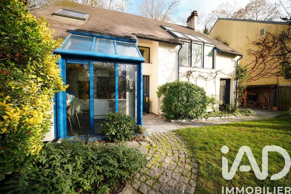 Photo 1 - Maison à LA FRETTE-SUR-SEINE