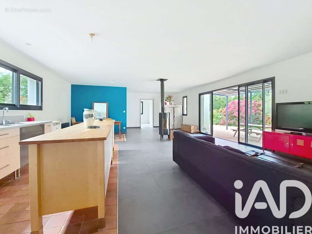 Maison 140 m² à Laburgade  - photo 3