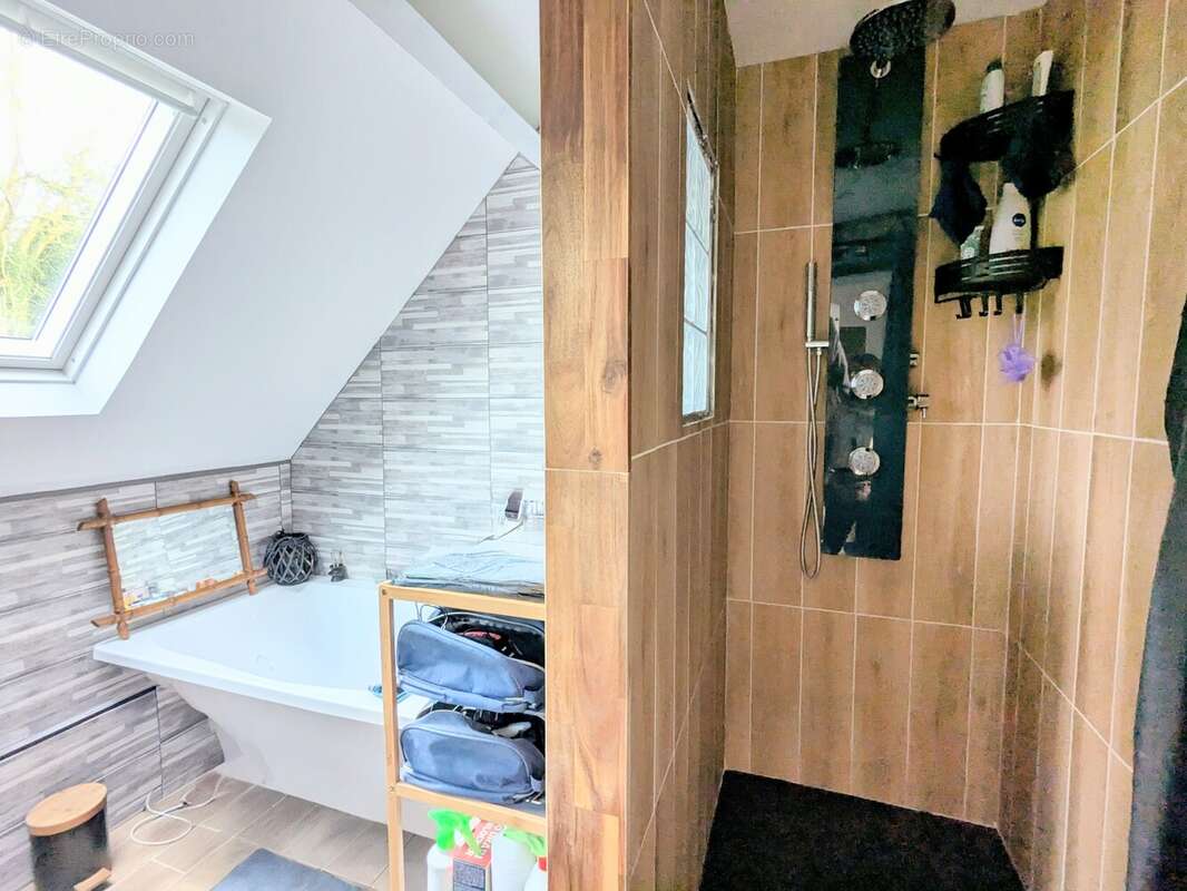 n°2 - Maison à LONG