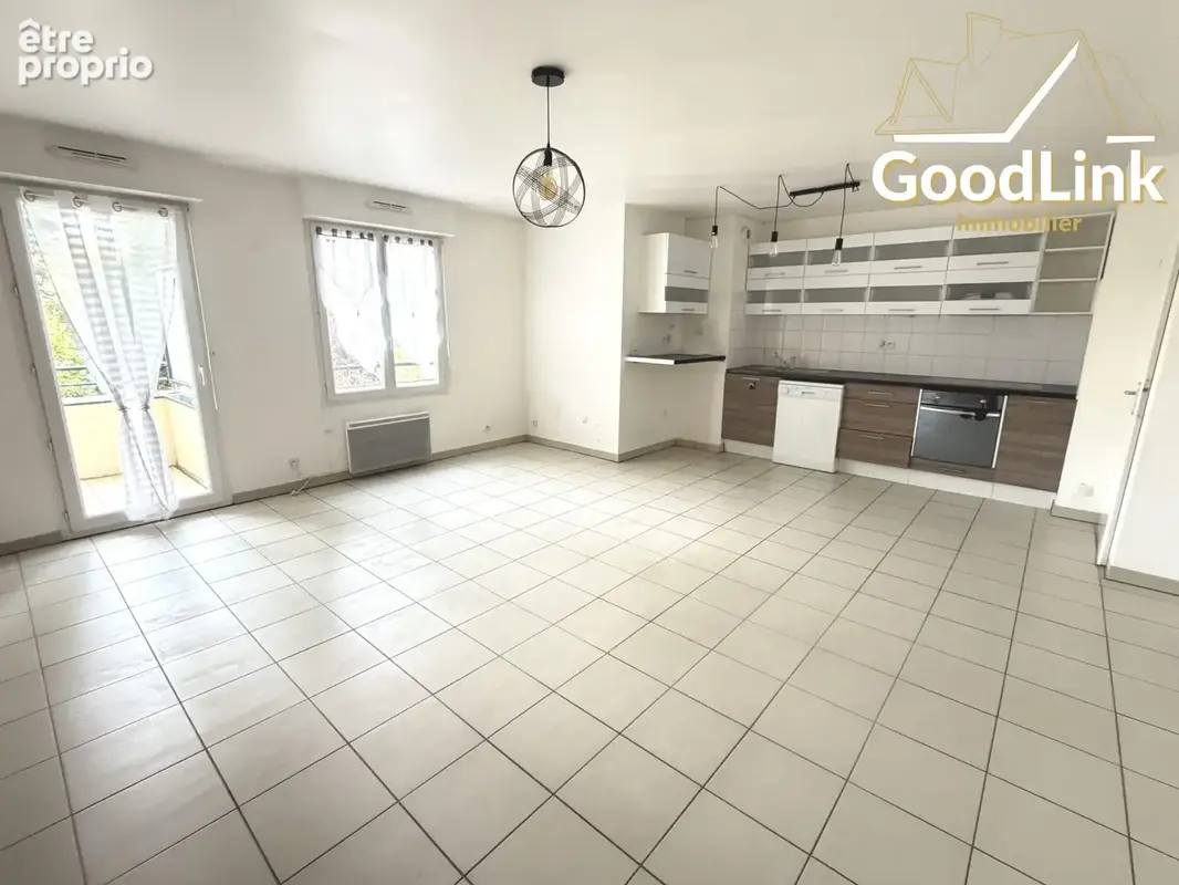 Appartement 4 pièces 85 m² à vendre à Cesson (77240) - photo 3