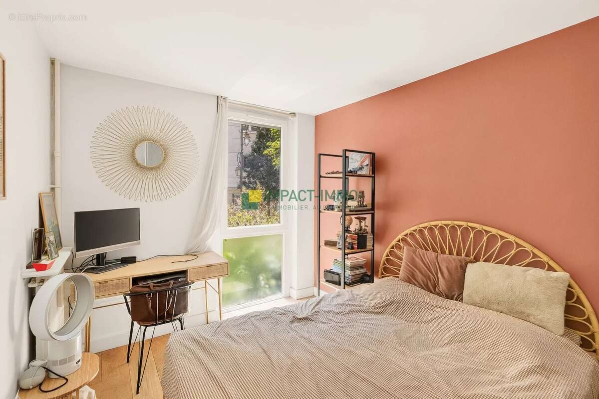 Appartement à LA GARENNE-COLOMBES