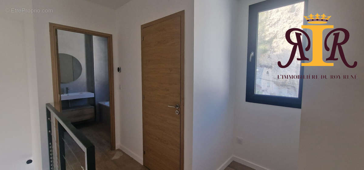 Appartement à MARSEILLE-16E