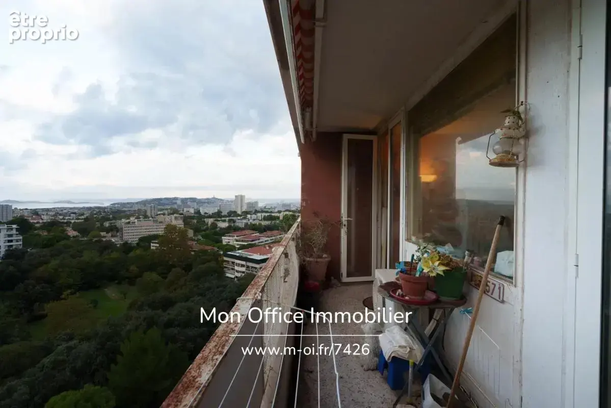 Référence : 7426-NZW - Appartement 5 pièces à rénover - vue panoramique, box fermé, cave - photo 15