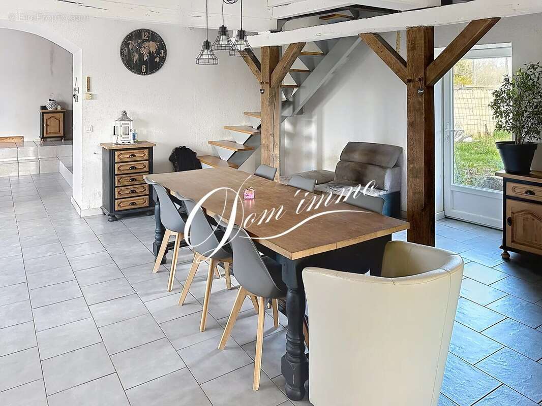 Maison à MONTLAY-EN-AUXOIS