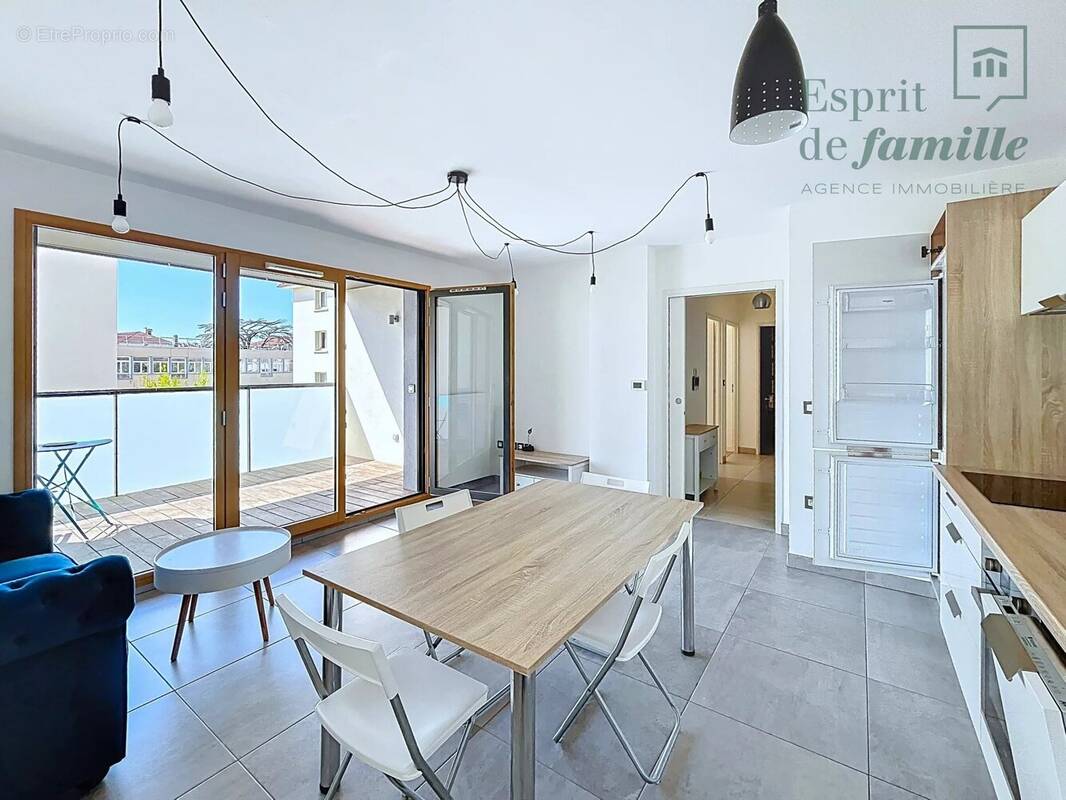 Appartement à LYON-4E