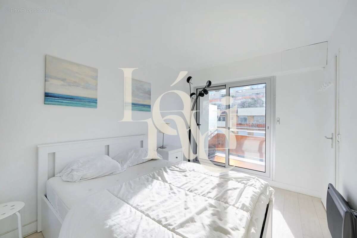 Appartement à PARIS-12E