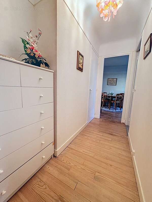 Appartement à GARCHES