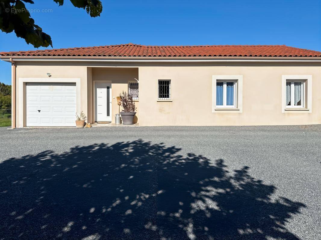 Maison à MARSAC-SUR-L'ISLE