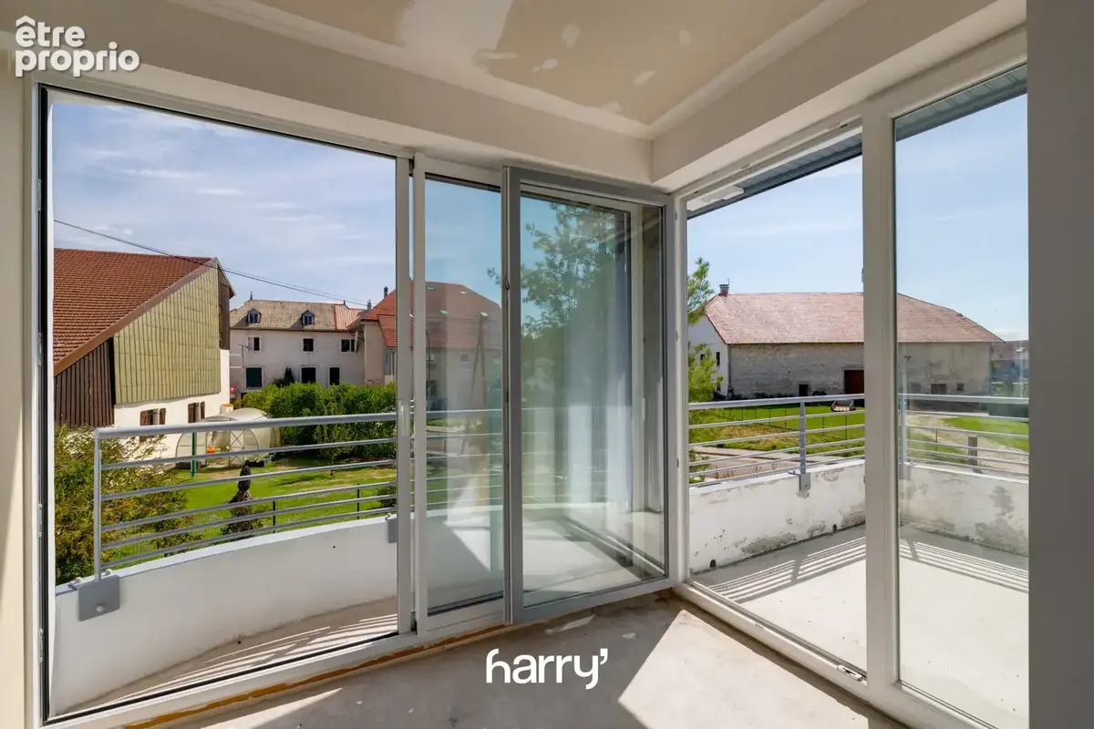 Appartement 5 pièces 123 m² à vendre à Frasne (25560) - photo 5