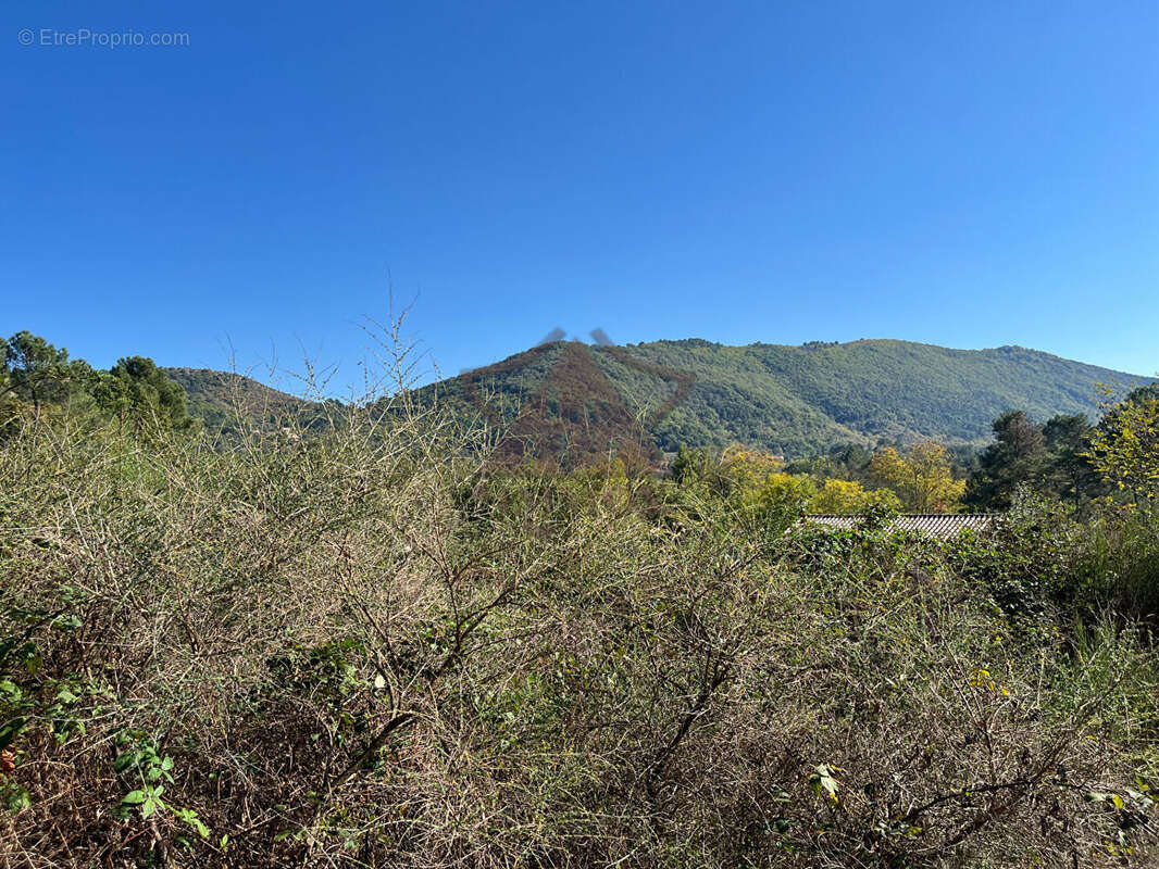 Terrain à GAGNIERES